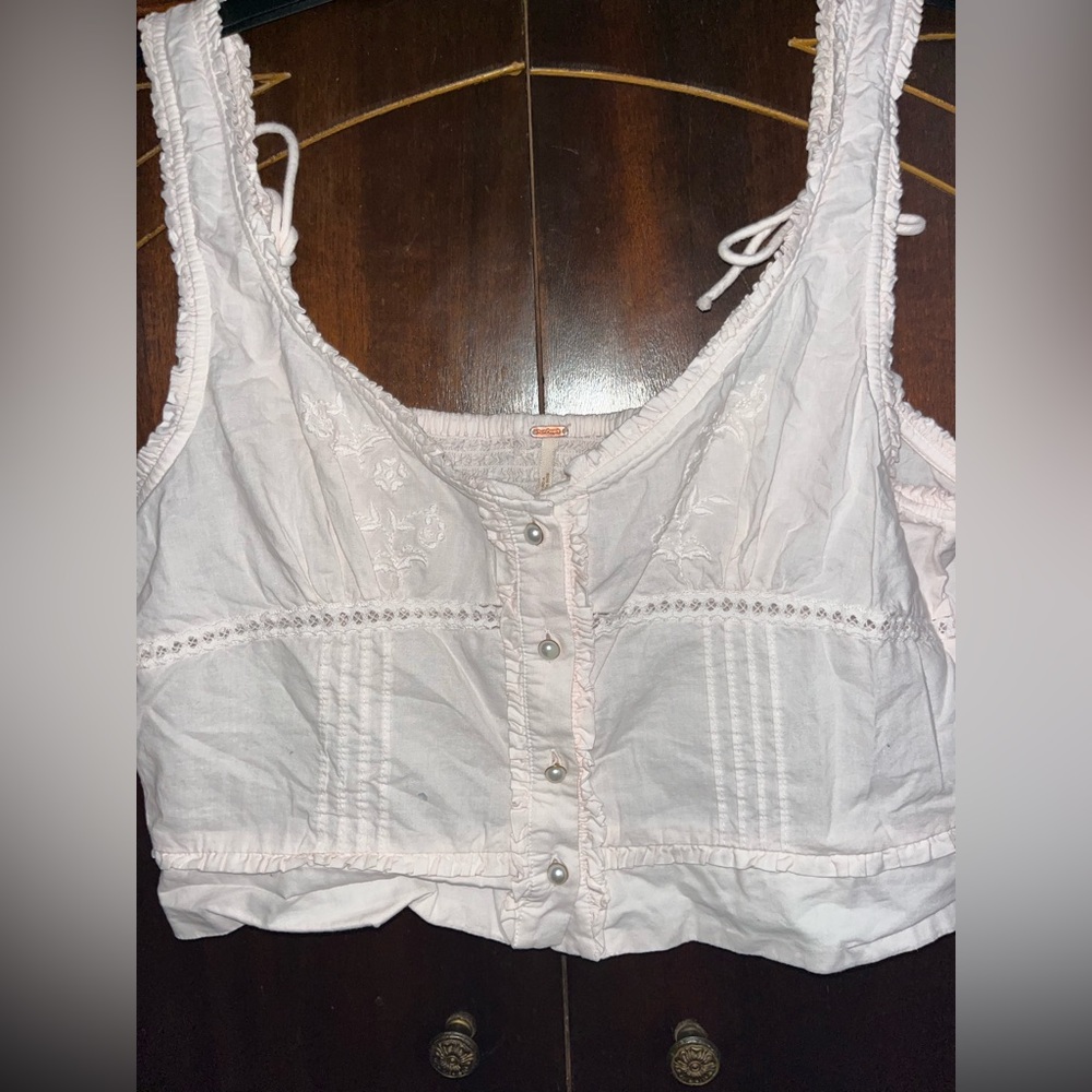 Free people tank top / size medium / baby pink